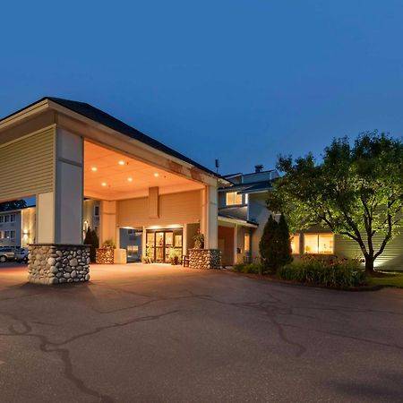 Best Western Plus Windjammer Inn & Conference Center Burlington Bagian luar foto