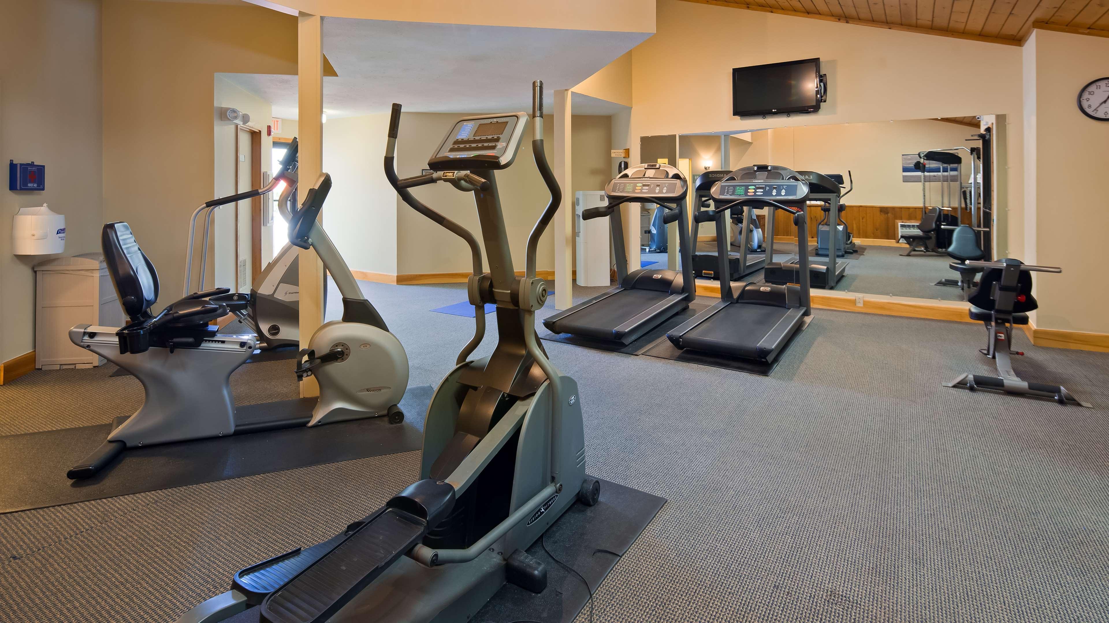 Best Western Plus Windjammer Inn & Conference Center Burlington Bagian luar foto
