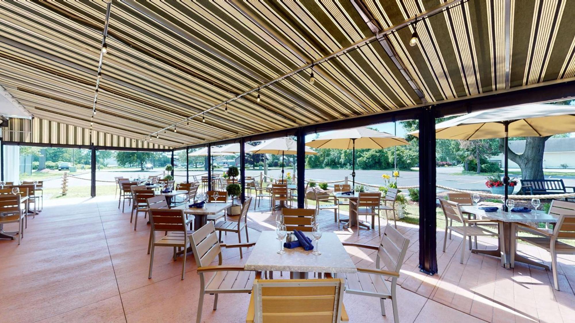 Best Western Plus Windjammer Inn & Conference Center Burlington Bagian luar foto