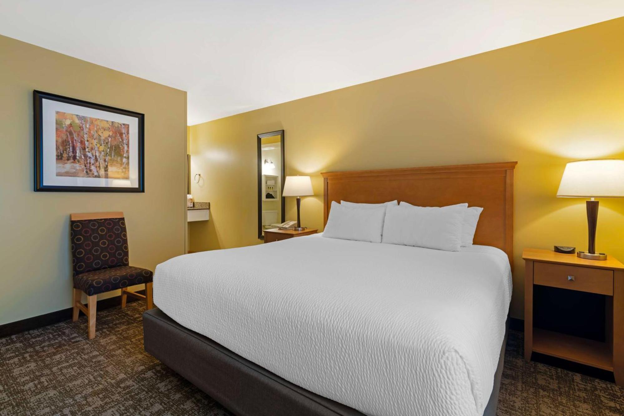 Best Western Plus Windjammer Inn & Conference Center Burlington Bagian luar foto
